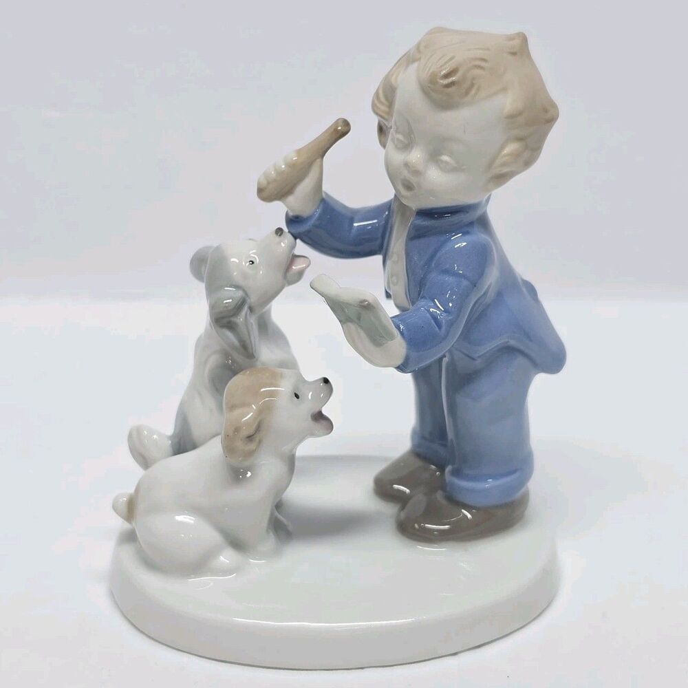 Vintage Lippelsdorf Wagner And Apel German Porcelain Figurine Boy & Puppy Choir